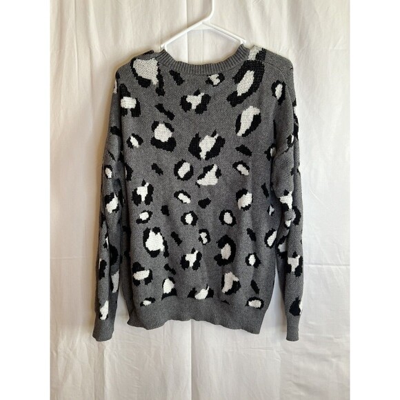 Shein Grey Leopard Print Sweater Size Small Preowned - Picture 9 of 12